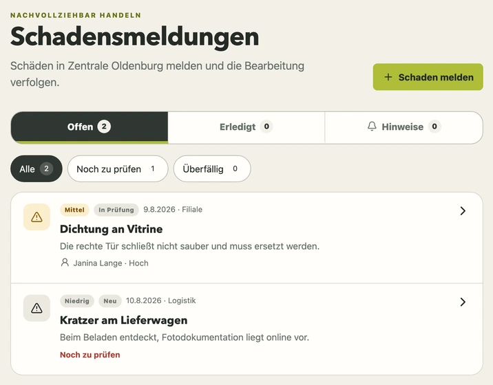 Demoansicht des Oldenburger Eismanufaktur Intranets mit den fiktiven Schadensmeldungen Dichtung an Vitrine und Kratzer am Lieferwagen, einschließlich Status, Priorität und Zuständigkeit.